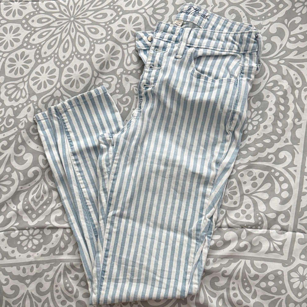 Universal Thread Light Blue and White Striped Pants